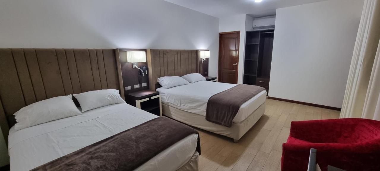 Hotel Imperio Real Trujillo Exteriér fotografie
